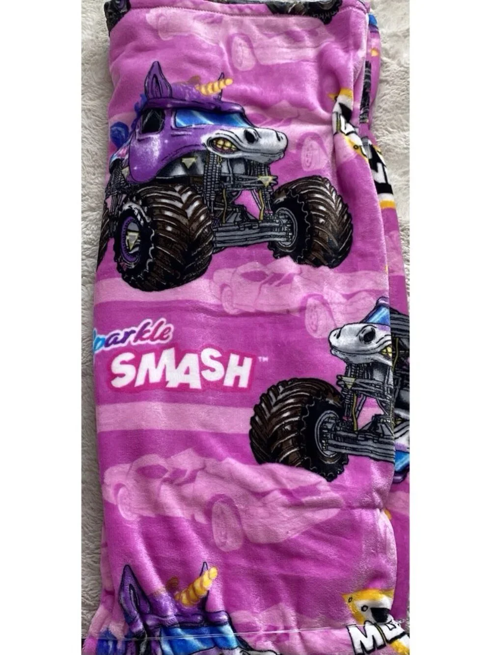 Monster Jam Sparkle Smash Super Soft Throw Blanket 50” X 70” Pink NEW